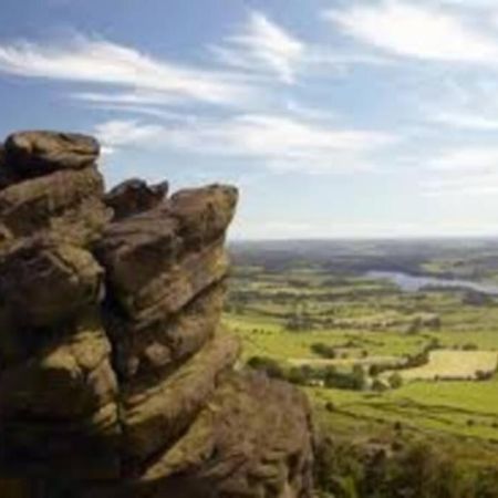Villa Stunning Secluded Peak District Luxurious Barn à Leek Extérieur photo